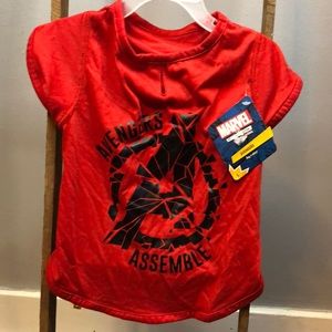 Marvel Avengers Large Tee NWT